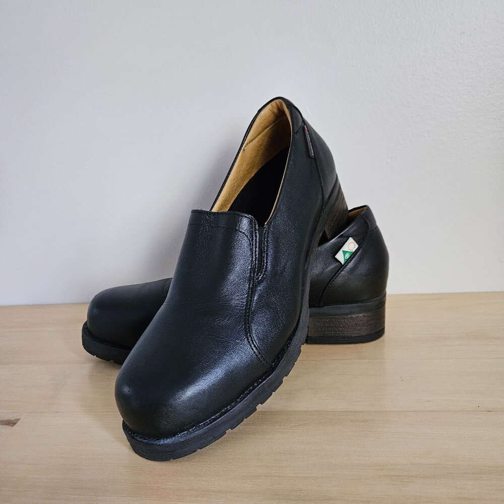 Mellow Walk Vanessa Steel Toe Slip Resistant Working Shoes